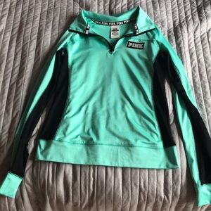 Pink by victoria’s secret pullover 💚